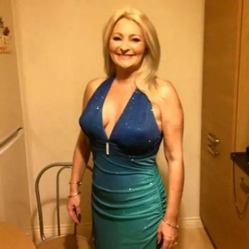 happyhochzeit1 image 0